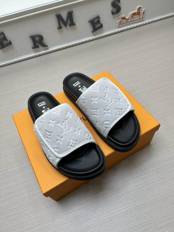 LV Men's Slippers 514